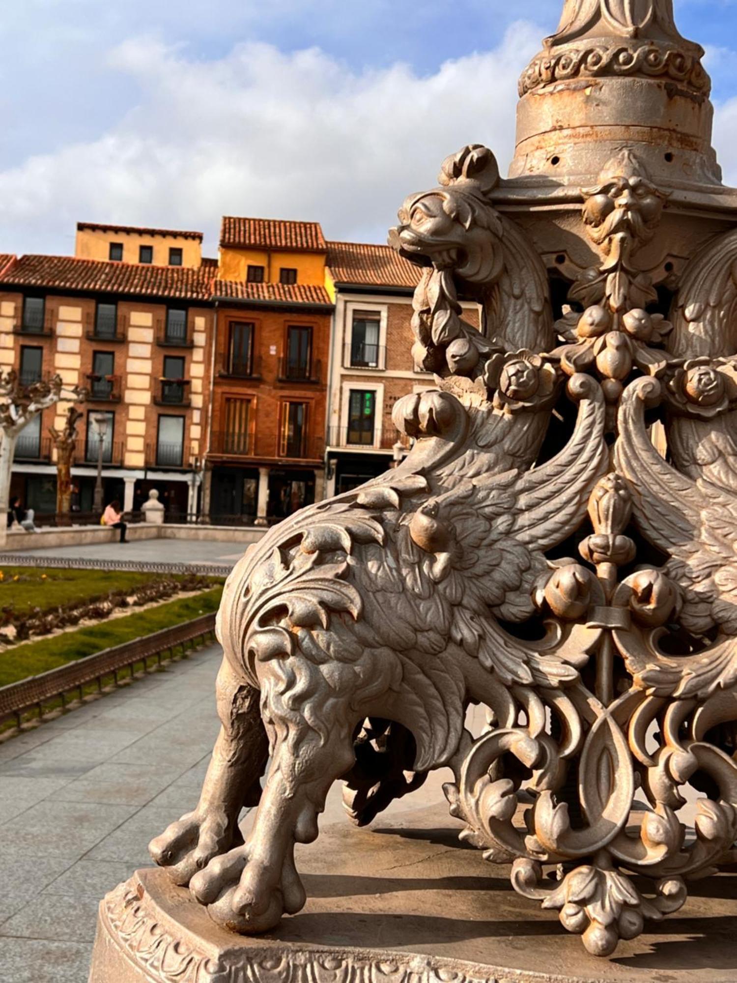 Sonar En La Plaza Cervantes 1 الكالا ذي إِناريس المظهر الخارجي الصورة